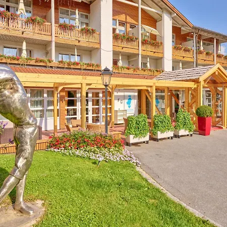 Hotel Parkhotel Bad Griesbach 4*